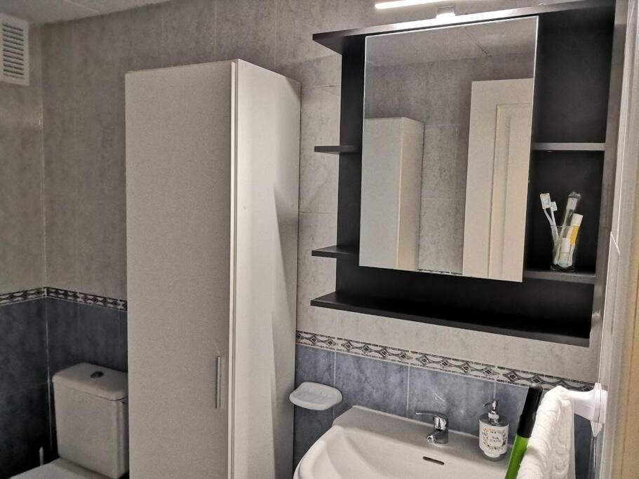 Apartamento Zona Playa En Roquetas Cerca De Bares Restaurantes Y Centro Comercial Roquetas de Mar Exteriör bild